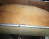 A picture of step 5 of Marbled effect cake.