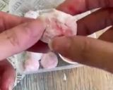 Foto langkah ke 5 dari resep Strawberry Mochi Bites.