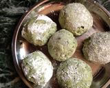 A picture of step 5 of Palak kofta curry.