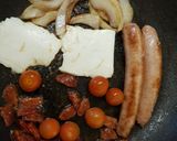 A picture of step 2 of My One pan Sausage breakfast 💟.