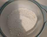 A picture of step 6 of School Vanilla/lemon Tray bake.
