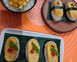 Foto langkah ke 5 dari resep Manggo Sticky Rice Sushi.