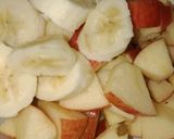 A picture of step 1 of Fruits Custard for children.