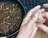 A picture of step 4 of Burghul kabab.