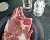Une image de l'étape 2 de Côte de bœuf sauce béarnaise.