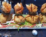 A picture of step 3 of Beef Potli samosa.