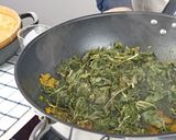 Gambar langkah 7 resipi Masak Lemak Cili Padi Pucuk Ubi Kayu dengan Daging Salai.