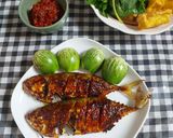 Foto langkah ke 4 dari resep Ikan Bakar Kembung.