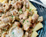 Foto del paso 6 de la receta: Rigatoni agazpachado con mollejas de pollo al ajillo