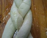 Foto del paso 5 de la receta: Trenza rellena de dulce de leche y chocolate