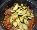 Foto del paso 2 de la receta: Carne picada salteada con verduras