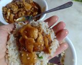 Gambar langkah 9 resipi Japanese Garlic Fried Rice with Chicken Teriyaki Onigiri by Rina.