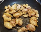 Foto del paso 3 de la receta Salteado de pollo y arroz al curry