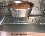 A picture of step 5 of Chocolate sponge.