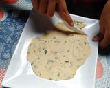 Foto langkah ke 4 dari resep Stik Bawang Seledri.