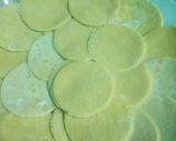 Foto del paso 3 de la receta: Sorrentinos de paleta y queso. (La masa sirve para fideos tamb.)