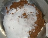 A picture of step 1 of Easy chocolate gnache frosting.