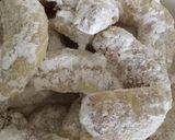 Mandulás-vaníliás hókifli recept fázis 1 fotója