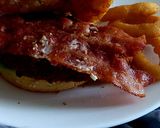 A picture of step 6 of My Big Chicken Burger with Bacon and Hashbrowns #Lunch#Mainmeal.