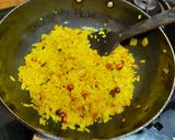 A picture of step 5 of Kanda Batata Poha.