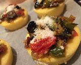 Foto del passaggio 3 della ricetta Polentine con ratatouille gratinate