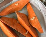 Foto langkah ke 2 dari resep Baked sweet potato.
