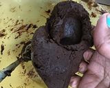 A picture of step 3 of Easy Condensed Milk and Cocoa Truffles.