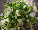 हरी मिर्ची का तीखा ठेचा (Hari mirchi ka theekha thecha recipe in hindi) रेसिपी चरण 3 फोटो