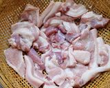 Hình bước làm 1 của món Ba rọi nướng chao
