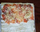 Foto del paso 2 de la receta: Empanada de salmón ahumado con extra de queso