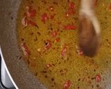 Foto del passaggio 4 della ricetta Rigatoni aglio, olio, peperoncino e pangrattato 🌶️