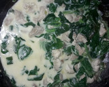 Foto del paso 4 de la receta: Tarta de pollo, puerro y espinacas