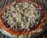 Foto langkah ke 6 dari resep Pizza Rumahan.
