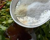 Foto langkah ke 3 dari resep Cah Kangkung Terasi.