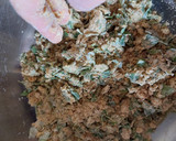 स्टीमड मेथी मुठिया (Steamed methi muthiya recipe in Hindi) रेसिपी चरण 2 फोटो