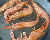 Foto del paso 3 de la receta: Paella de pulpo y gambones
