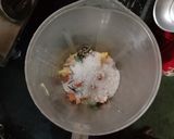 A picture of step 3 of Pineapple-healthy-juice.
