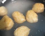 A picture of step 3 of Dahi vada.