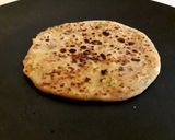આલુ પરાઠા (aloo paratha recipe in gujarati) રેસીપી સ્ટેપ4ફોટો