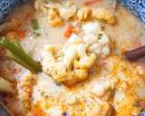 Tejszínes karfiolleves, csak zöldségekkel recept fázis 3 fotója