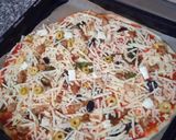 صورة لخطوة 1 من وصفة بيتزا🍕🧀