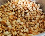 A picture of step 2 of Groundnut chutney/Shengdana chutney.