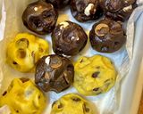 صورة لخطوة 10 من وصفة كوكيز نيويورك دبل تشوكلت (بحشو الشوكلت سبريد) 🍪