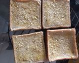 A picture of step 3 of Garlic bread.