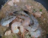 รูปขั้นตอนการทำที่ 3 ของ ผัดสะตอกะปิกุ้ง+ หมูสามชั้น