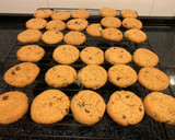 Foto del paso 5 de la receta: Cookies con gotas de chocolate