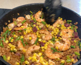 Foto del paso 6 de la receta: Ensalada de lentejas con langostinos