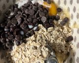 Une image de l'étape 2 de Bowl cake banane - avoine et pépites de chocolat.