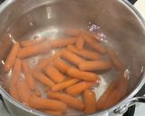 Foto del paso 1 de la receta: 🥕Zanahorias bebés confitadas 🥕