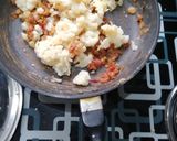 A picture of step 2 of Stuffed capsicum.